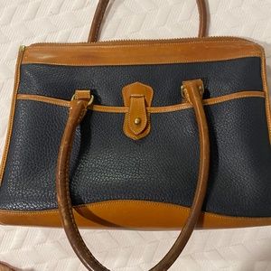 💜Dooney & Bourke Vintage Purse💜